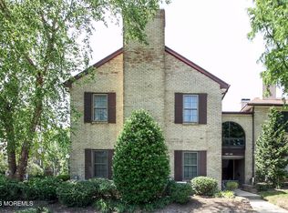 1108 Wellington Pl, Aberdeen, NJ 07747