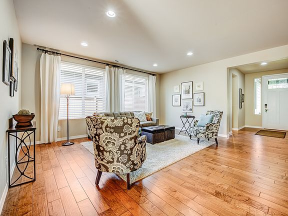 5th image of 4932 Cypress Dr NE