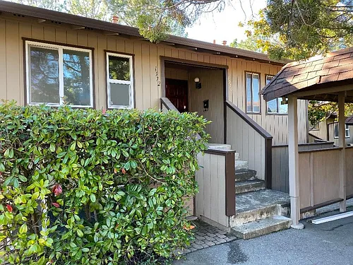 1970 Ascot Dr Photo 1