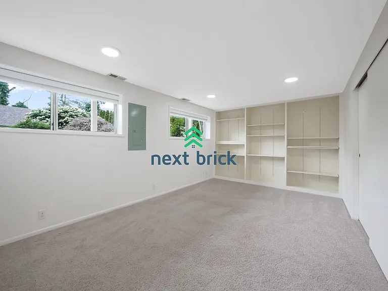 15458 4th Ave NE — Photo 13