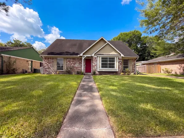 6910 Vialinda Dr, Houston, TX 77083