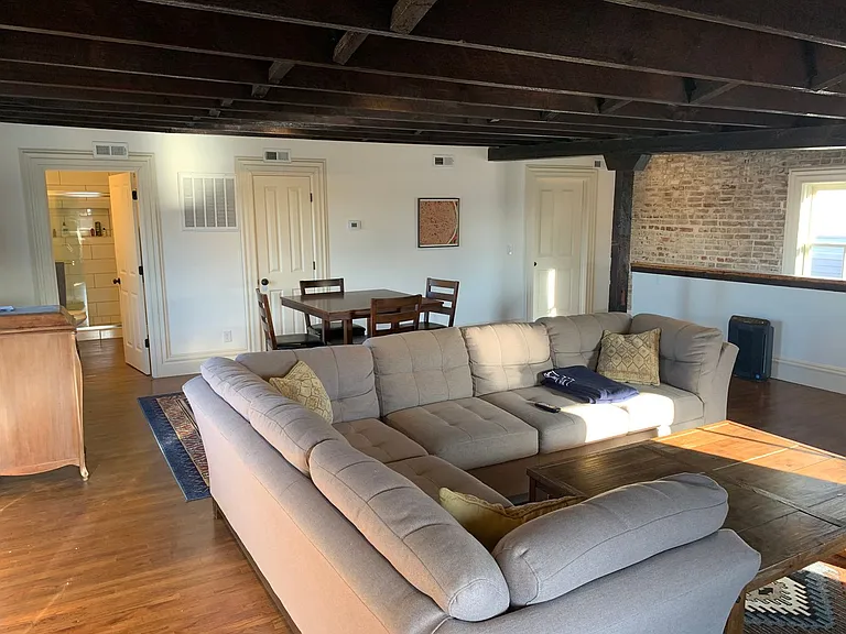 3325 Indiana Ave — Photo 26