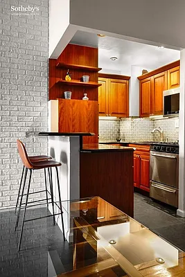 Rented by Sotheby's International Realty | media 16