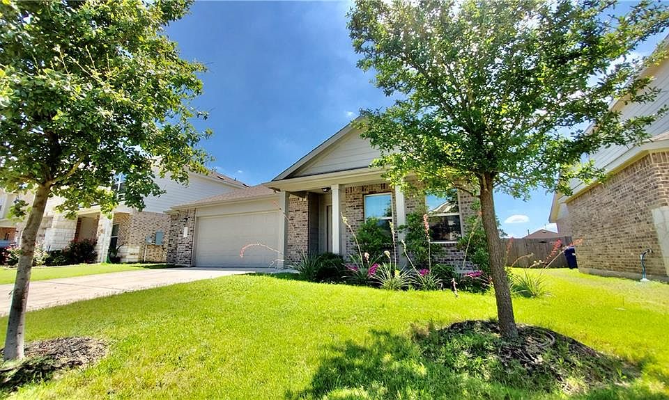 1st image of 21609 Gallus Dr