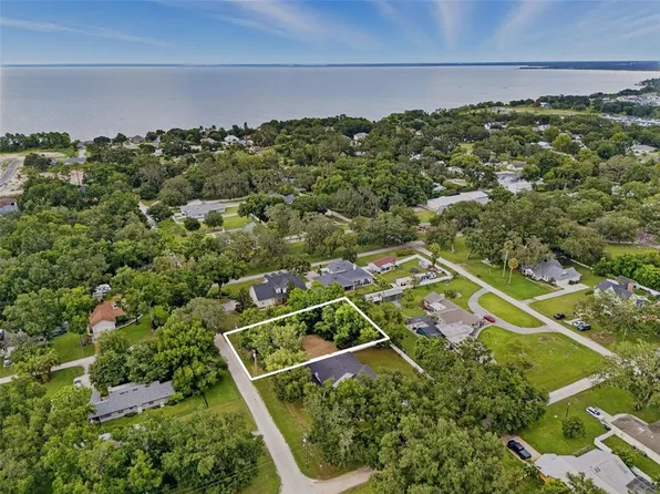 N Daniels St #15, Oakland, FL 34760