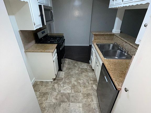 5th image of 665 W Sierra Madre Blvd #22