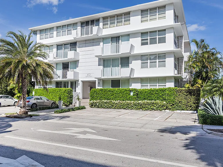 401 Peruvian Ave #1040 — Photo 1