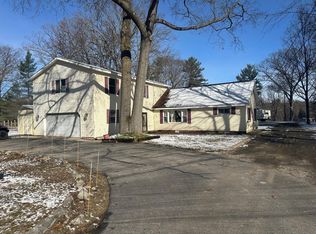 1690 Koonsman Rd, Muskegon, MI 49445