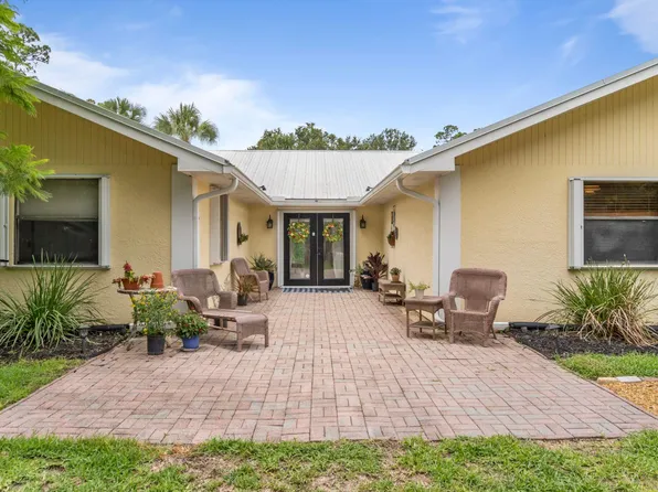 8225 90th Ave, Vero Beach, FL 32967