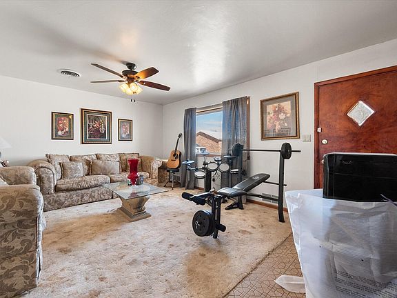 5th image of 1102 SW 8th St