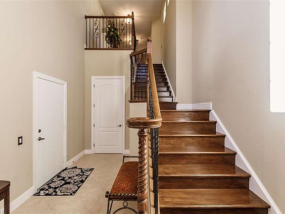 3rd image of 28485 Altessa Way APT 201