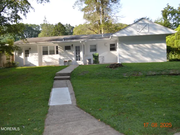 14 Homestead Lane, Roosevelt, NJ 08555