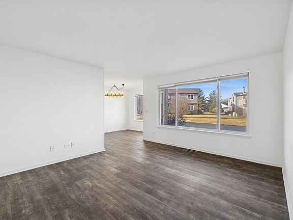 5th image of 235 Crestview Dr Unit A