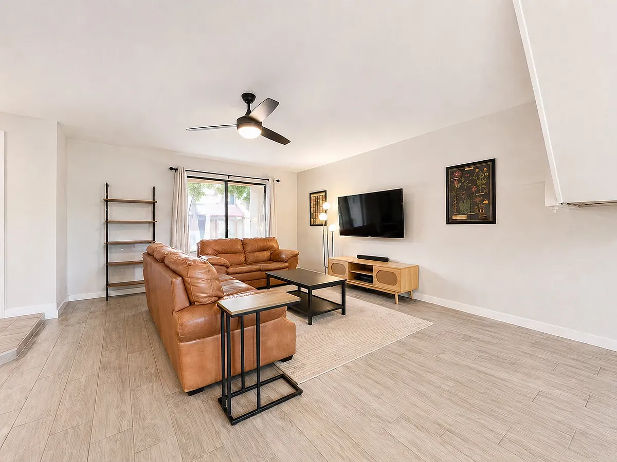 Building Photo - 14460 N 57th Dr