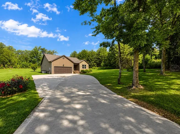 55 Skyline Hts, La Fayette, GA 30728