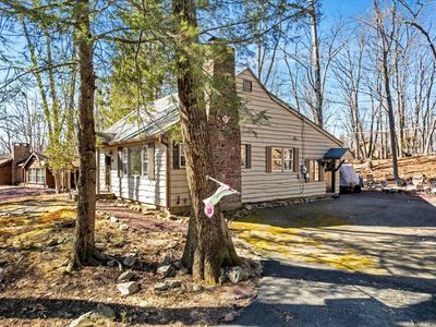 131 Crest Dr, Lake Harmony, PA, 18624