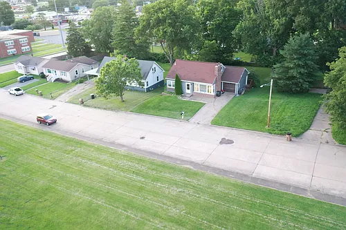 2034 Thilenius St Photo 1