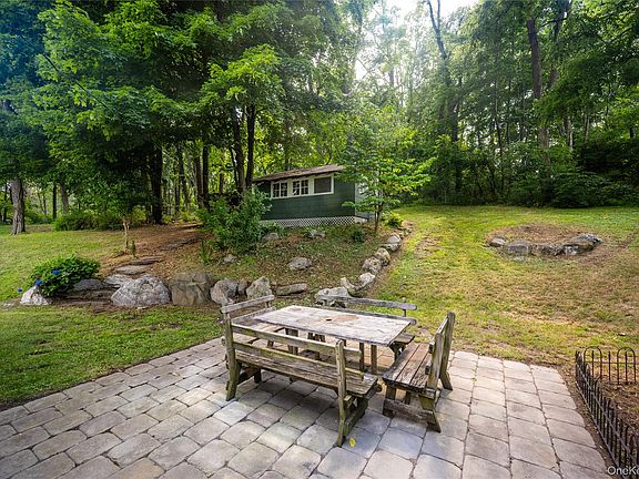 3rd image of 205 Marshall Road