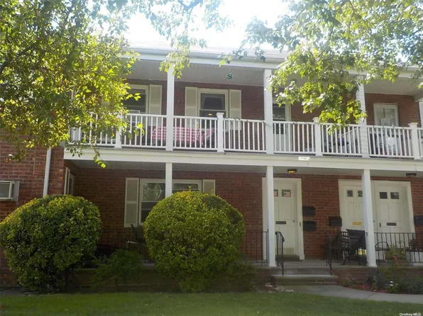 74-64 260th Street #A-2, Glen Oaks, NY 11004