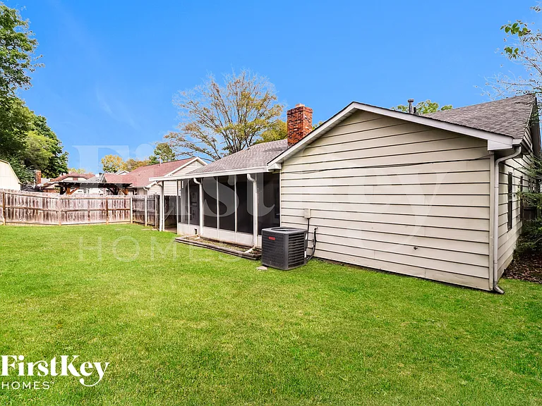 7177 Lamesa Ln — Photo 15