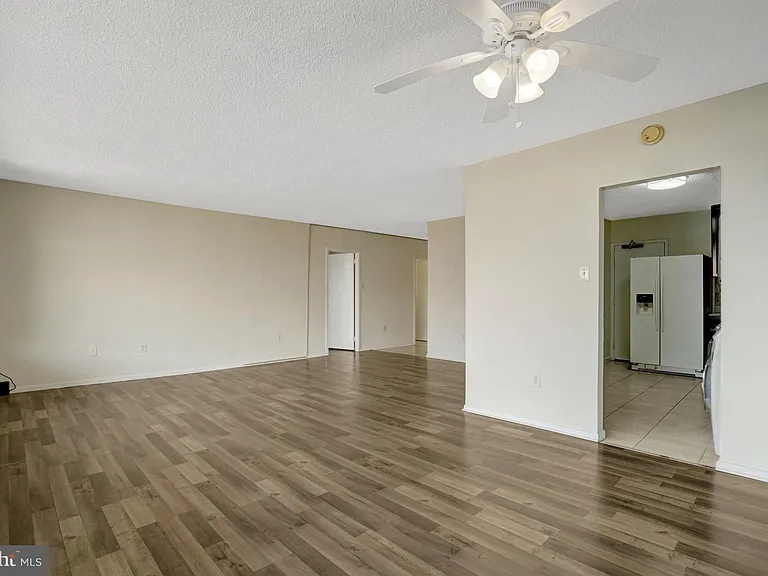 3705 S George Mason Dr #2504S — Photo 8