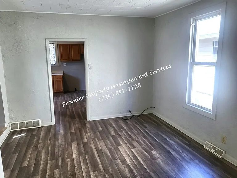 509 Blaine St — Photo 6