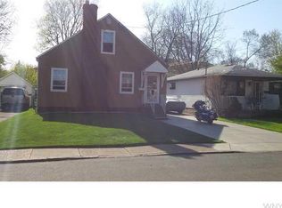 194 61st St, Niagara Falls, NY 14304