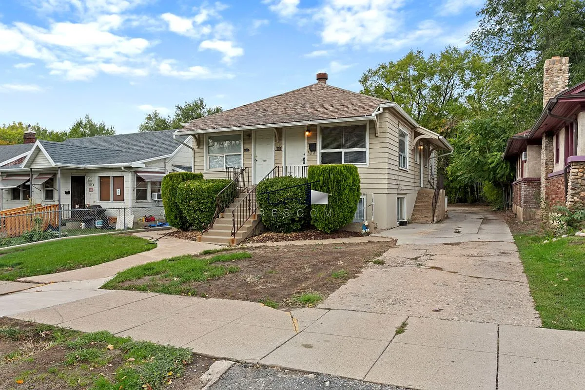1 bed, 1.0 bath, 600 sqft, $825 — Photo 2