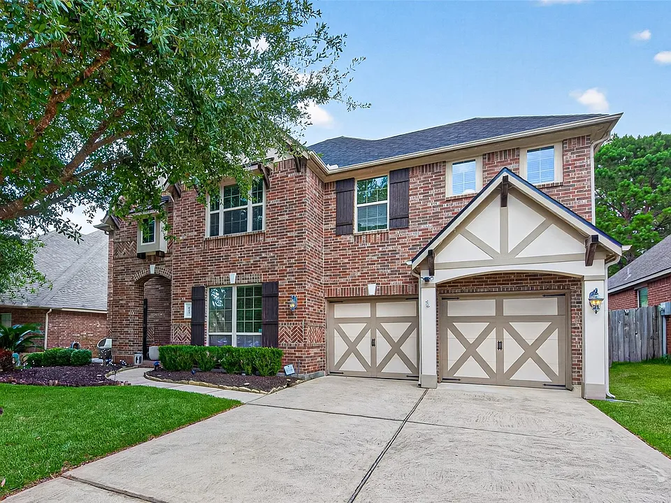 123 Forest Valley Bnd