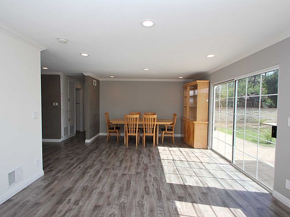 4th image of 9640 Lemona Ave