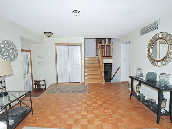 4th image of 10428 Georgia Ln