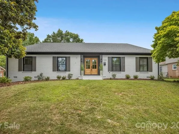 7128 Mapleridge Dr, Charlotte, NC 28210