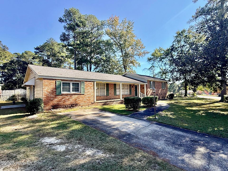 1st image of 708 Sycamore Lane