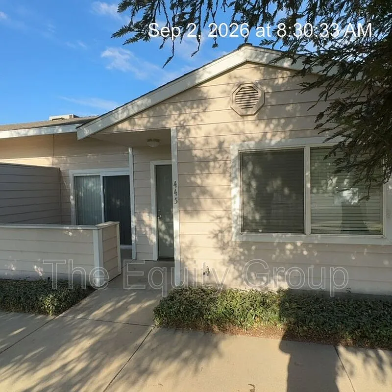 2 bed, 2.0 bath, 995 sqft, $1,550 — Photo 2