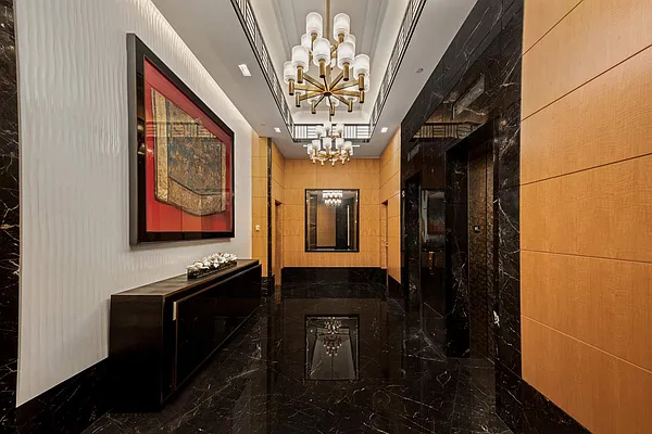 Rented by Sotheby's International Realty | media 21