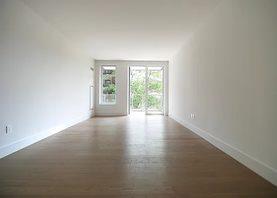 Rented by Extell Marketing Group LLC | media 19