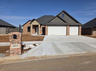 2605 Cloud Nine Cir, Weatherford, OK 73096