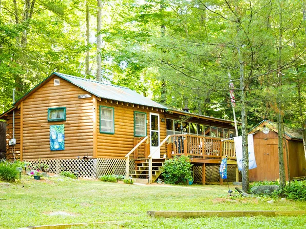 207 Lovejoy Pond Road, Wayne, ME 04284