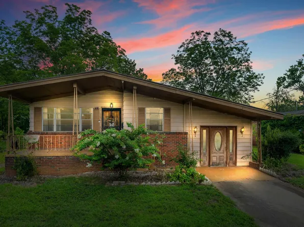 701 42nd Pl N, Birmingham, AL 35222