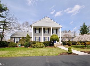 827 Wrightstown Rd, Columbus, NJ 08022