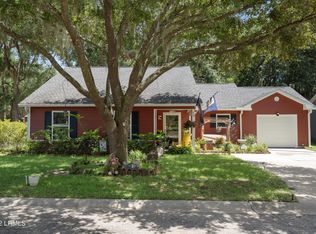 10 Avalon Dr, Beaufort, SC 29907