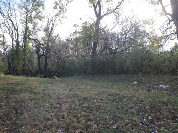 1405 Hardesty Ave, Kansas City, MO 64127