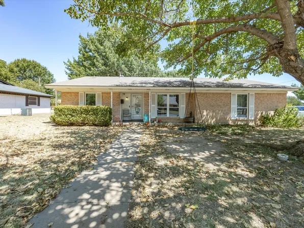 100 NW Jill Ann Dr, Burleson, TX 76028