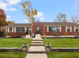 30 Dayton Ave, Warwick, RI 02889