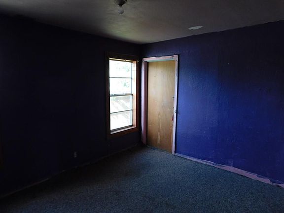 5th image of 609 Omaha Dr