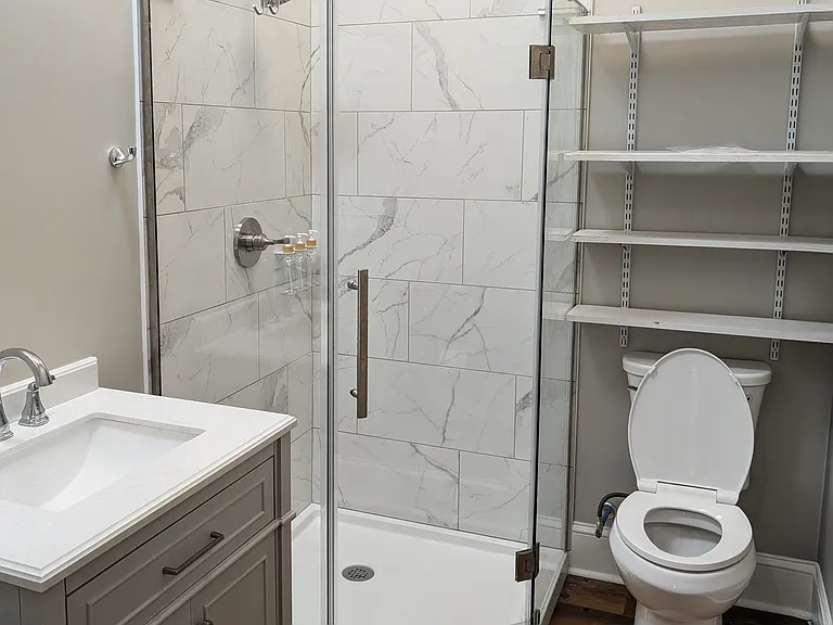 924 Hickman Rd #U2 — Photo 17