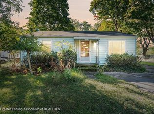 1617 Hillcrest St, Lansing, MI 48910