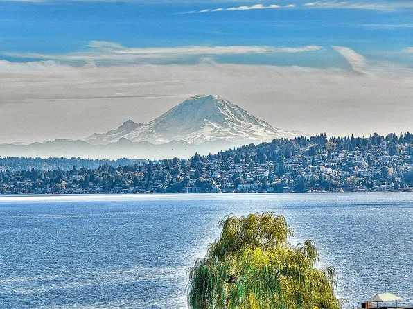 5615 S Willow St, Seattle, WA 98118