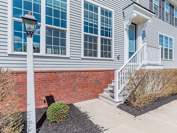 3rd image of 1414 Ann Ln