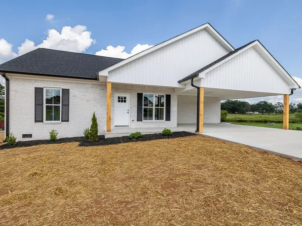 45 Baker Ln, Lawrenceburg, TN 38464